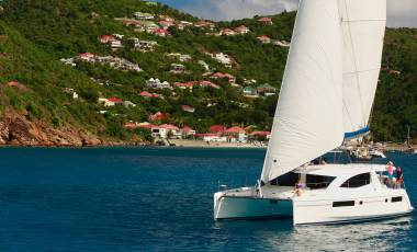 Crewed Yachten